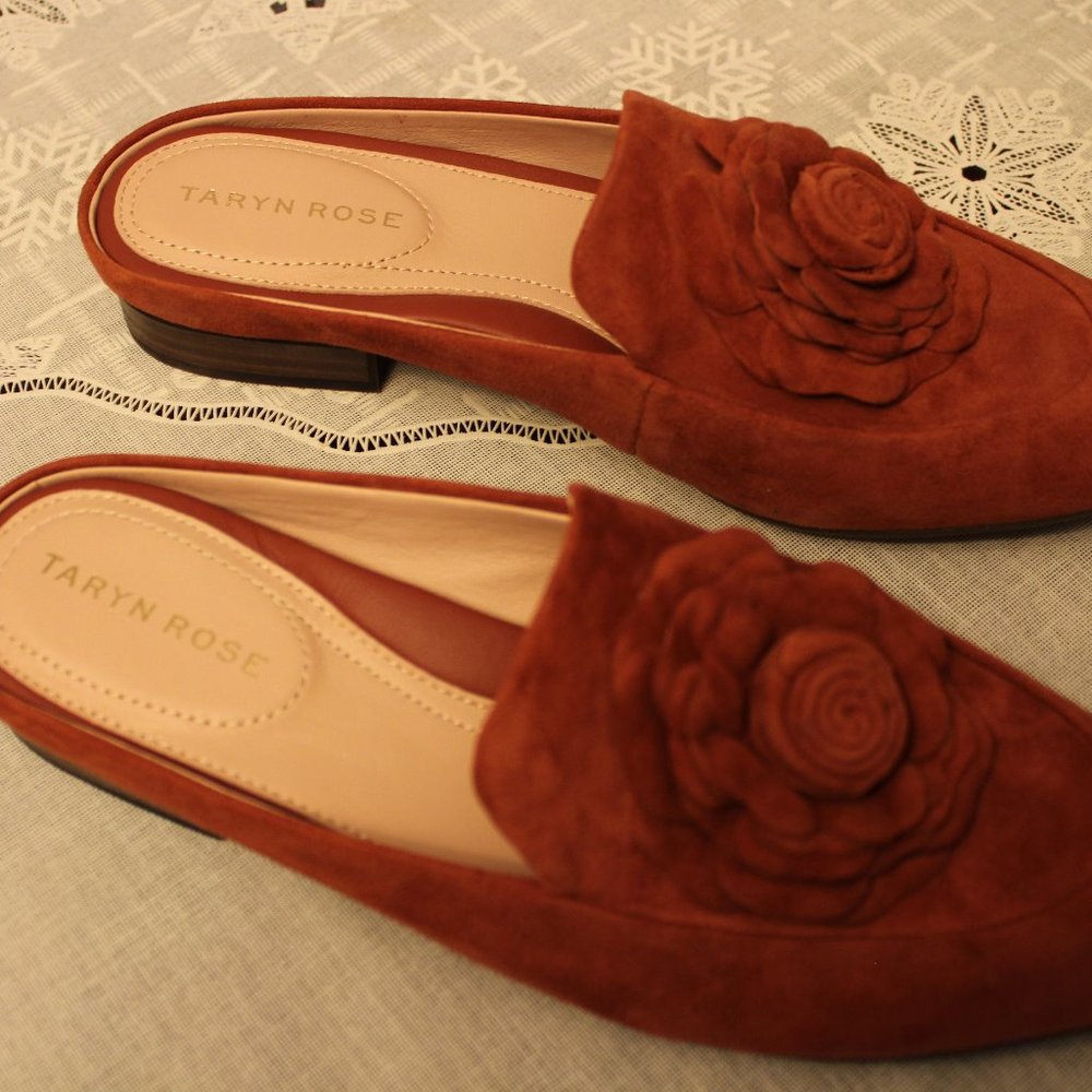 Taryn Rose Womens Suede Mule Shoes